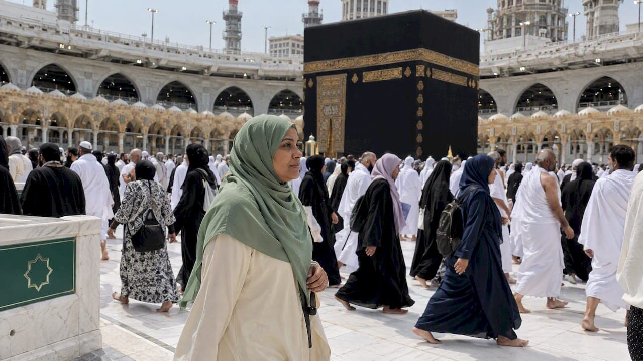 Cover image for Tawaf for the Deceased: What Is Allowed and What to Do